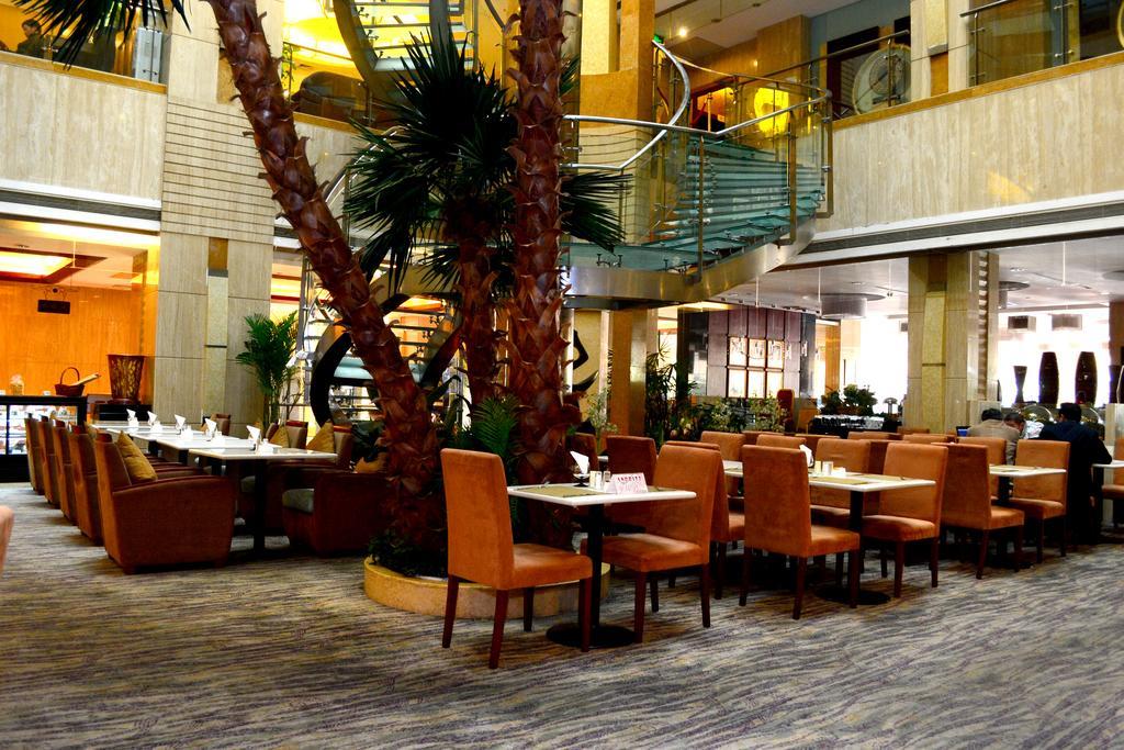 Howard Johnson Wyndham Leonora Plzaz Shanghai Exterior photo